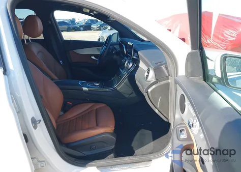 2019 Mercedes-Benz Glc 300 from USA, damaged, VIN WDC0G4JB3KV181744